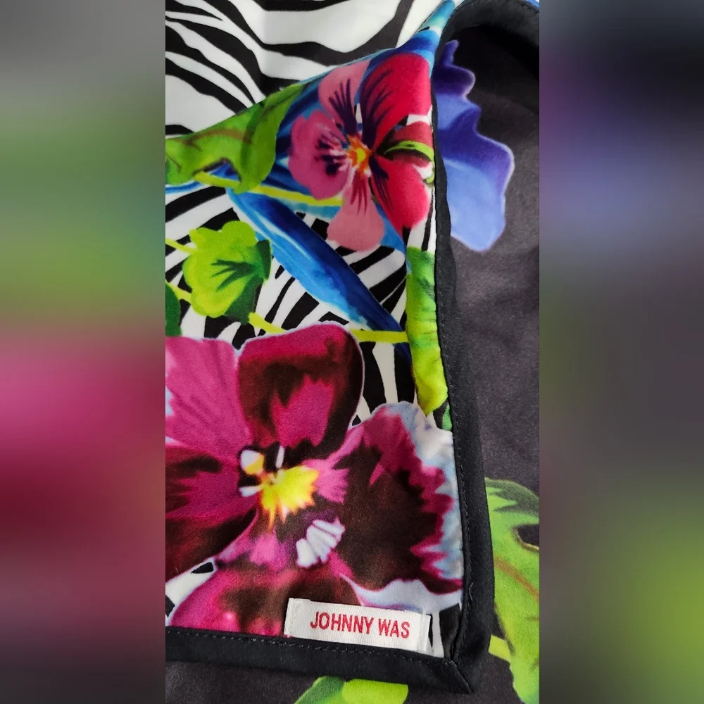 Johnny Was Aruba zebra floral beach blanket in bag. NWOT - Picture 6 of 6